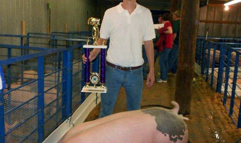 Cody Copeland with the Grand Champion Market Hog at the Chowan County, NC livestock show