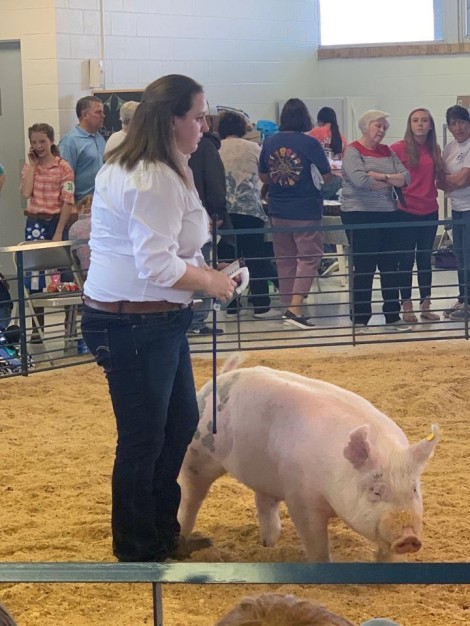 Naomi Spencer with the Reserve Champion at the 2019 Tyrrell County, NC Livestock Show