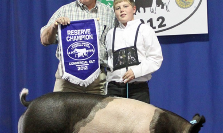 Zach McCall with the Reserve Champion Gilt at the 2012 Virginia Jr. Livestock Expo