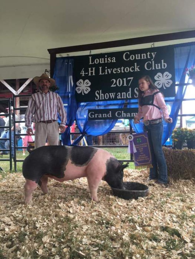 Grace Rose with the Grand Champion at the 2017 Louisa Co., NC Livestock Show