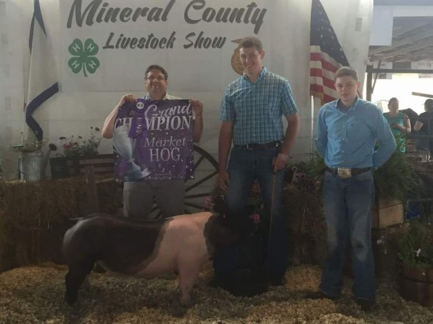 The Owens Family with the Grand Champion at the 2017 Mineral County, WVA Livestock Show